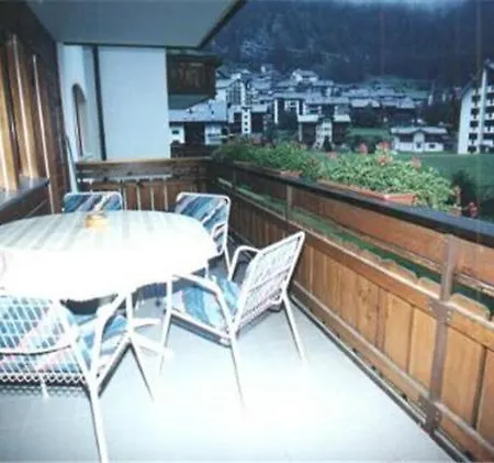 Haus Linara Apartman *
